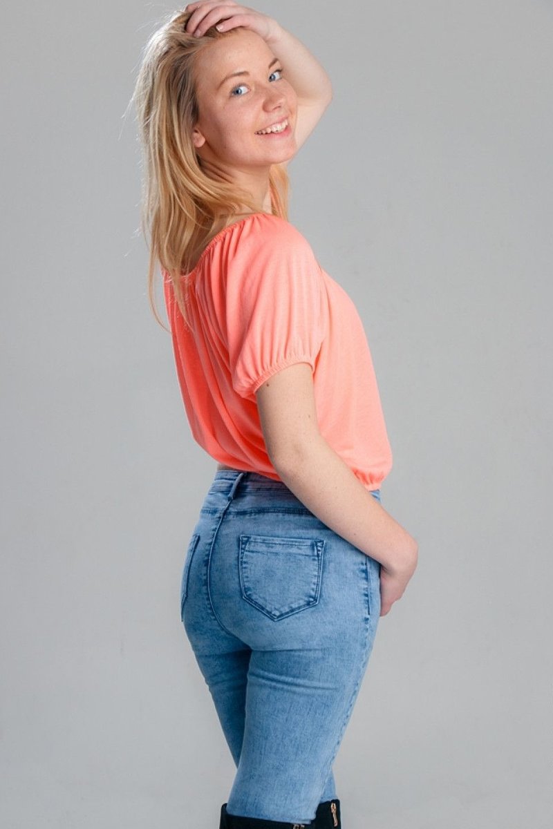 Кира, 22 года, 2 размер груди